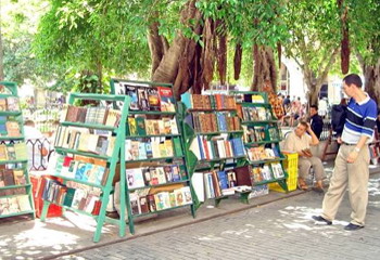 Plaza de Armas en Ciudad de la Habana