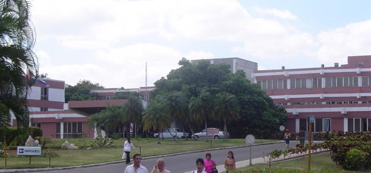 Hospital CIMEQ en Cuba