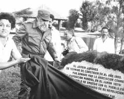 Fidel Castro en Jardin Japones
